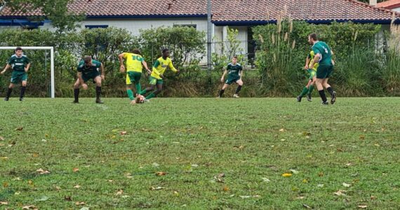 📸 02/10/2021 – Séniors VS F.C.V.O Ce dimanche, nos séniors