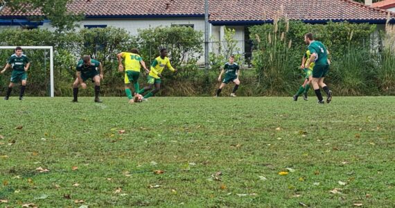 📸 02/10/2021 – Séniors VS F.C.V.O Ce dimanche, nos séniors