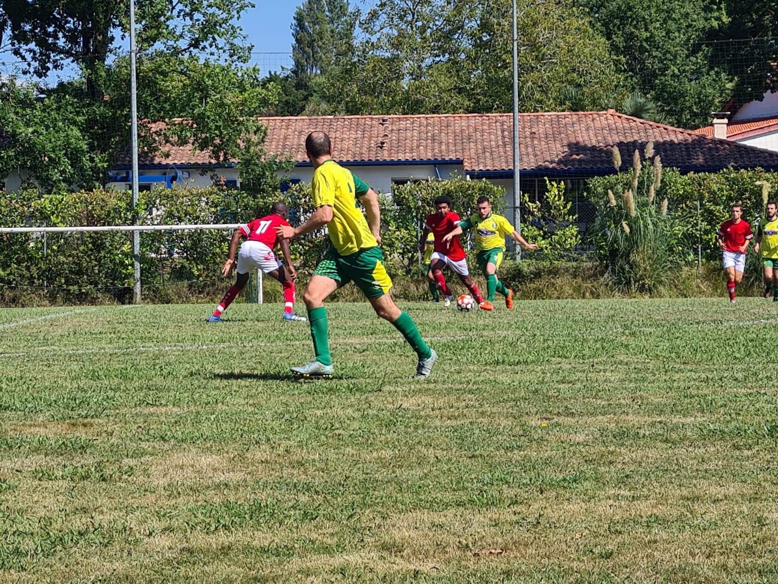 Arbona FC 🆚 Hasparren FC 2 : 🏆 Victoire 3-1.